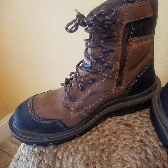 Mens Caterpillar Safety Toe Boots - Picture 3 of 10